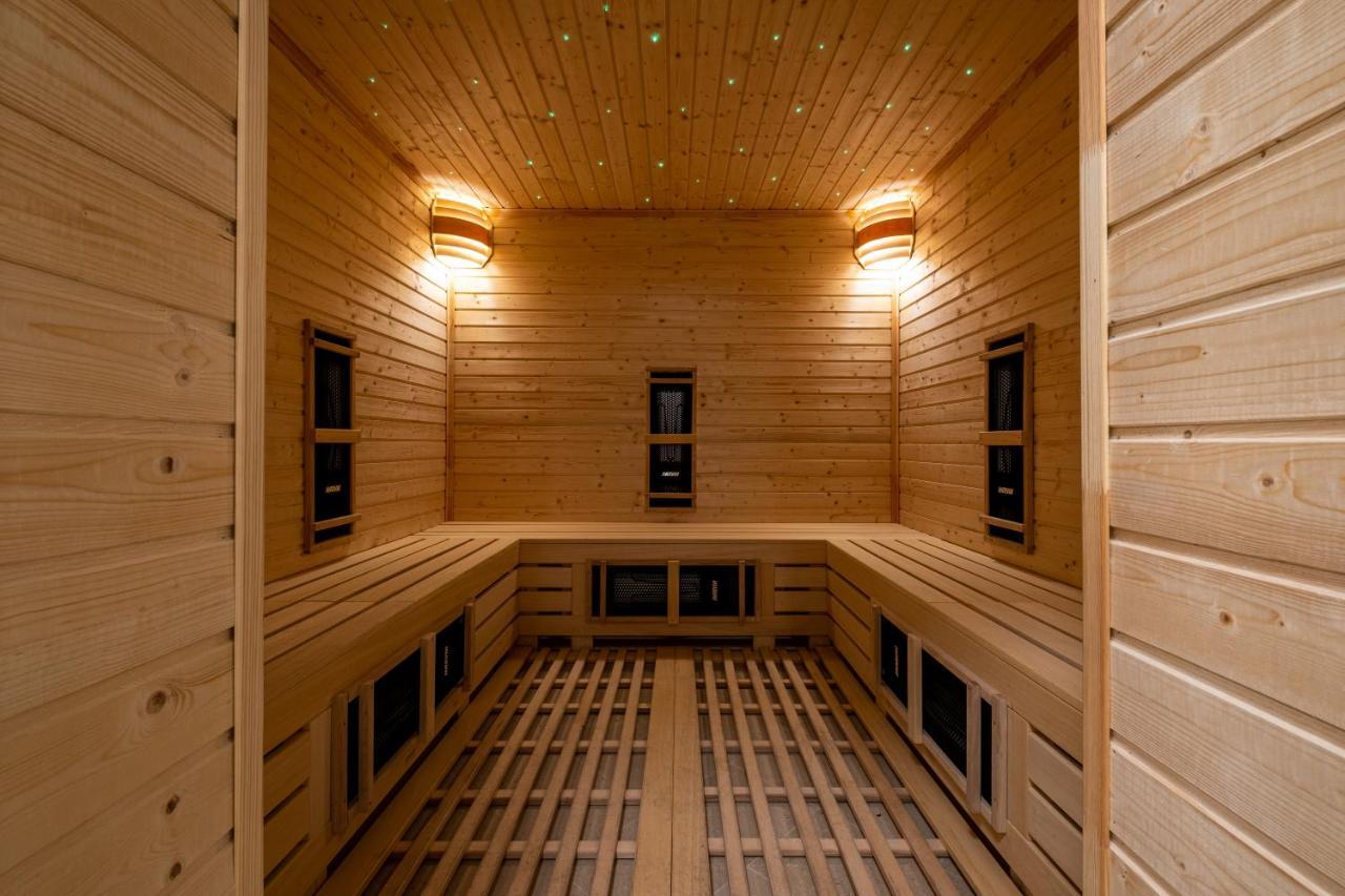 Fiald Hotel & Spa Bacău Eksteriør bilde
