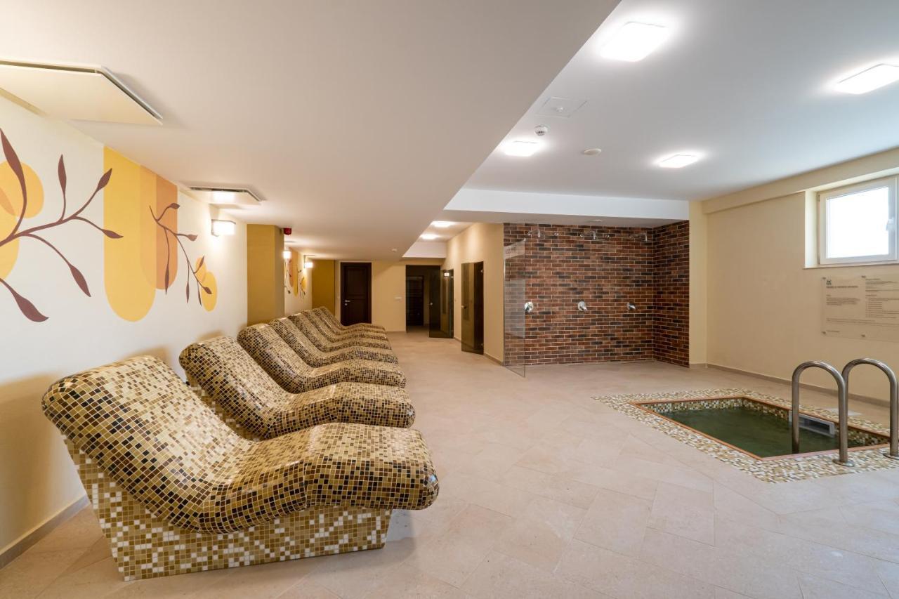 Fiald Hotel & Spa Bacău Eksteriør bilde