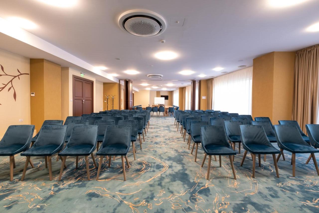 Fiald Hotel & Spa Bacău Eksteriør bilde